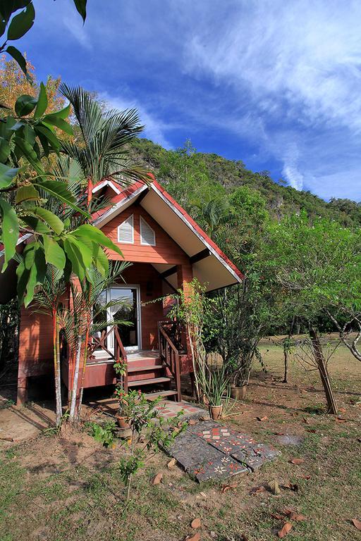 Langu Phupha Resort Satun Exterior foto